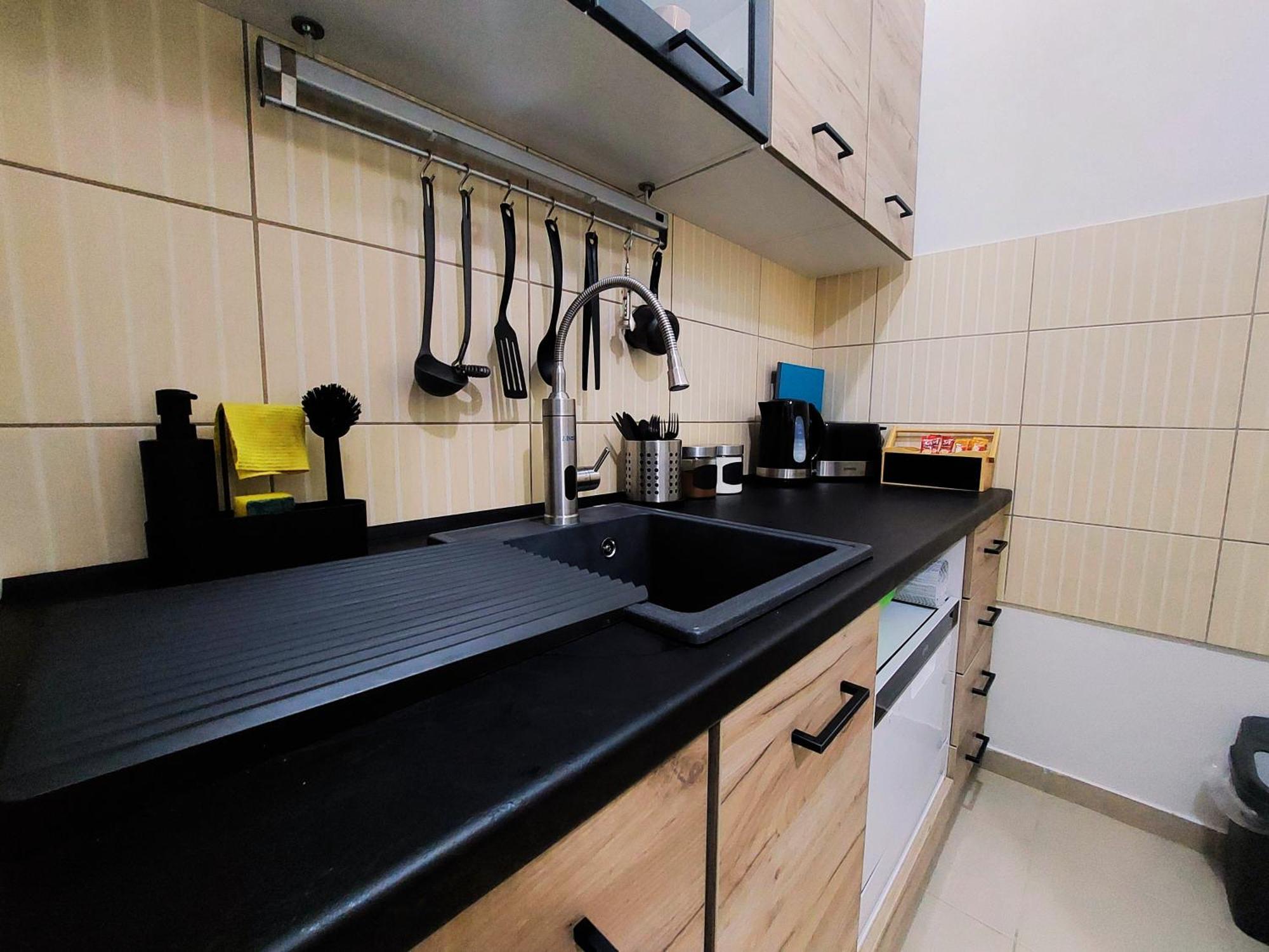 Xo Apartman Сремська Митровиця Екстер'єр фото